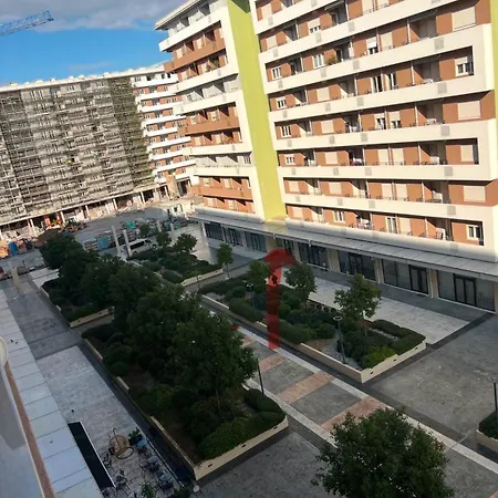 White Homes - Point * 波德戈里察